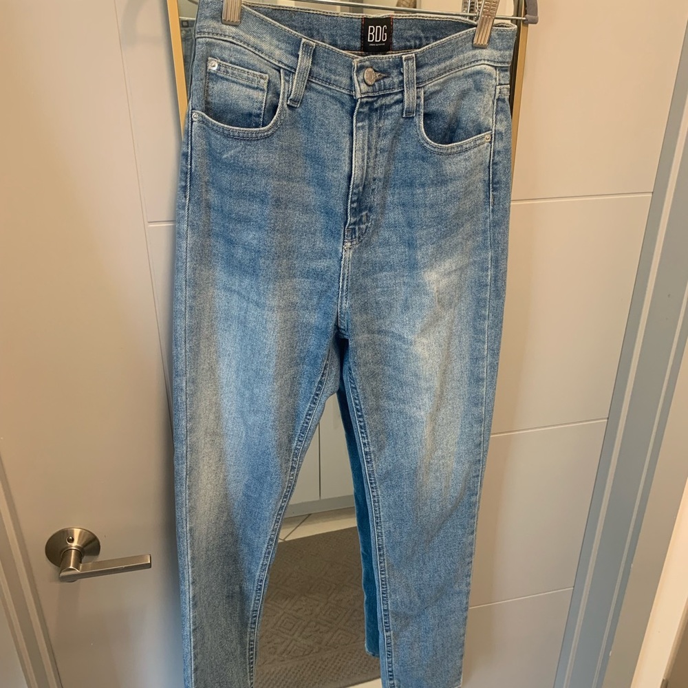 BDG Jeans - Girlfriend High Rise Cropped